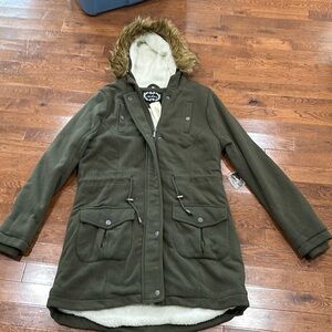 Forever 21 coat brand new with tags